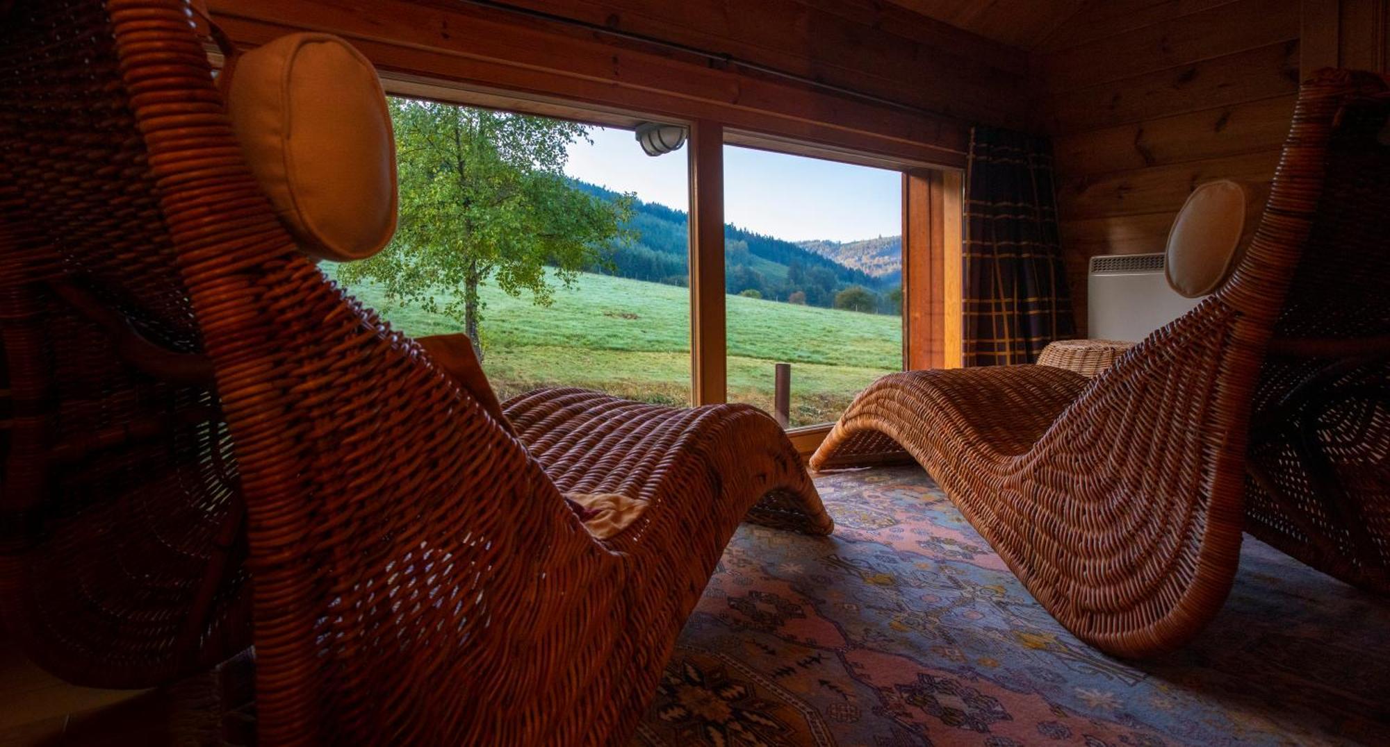 Les Avernas En Bas Romantic Getaway Lierneux Exterior photo