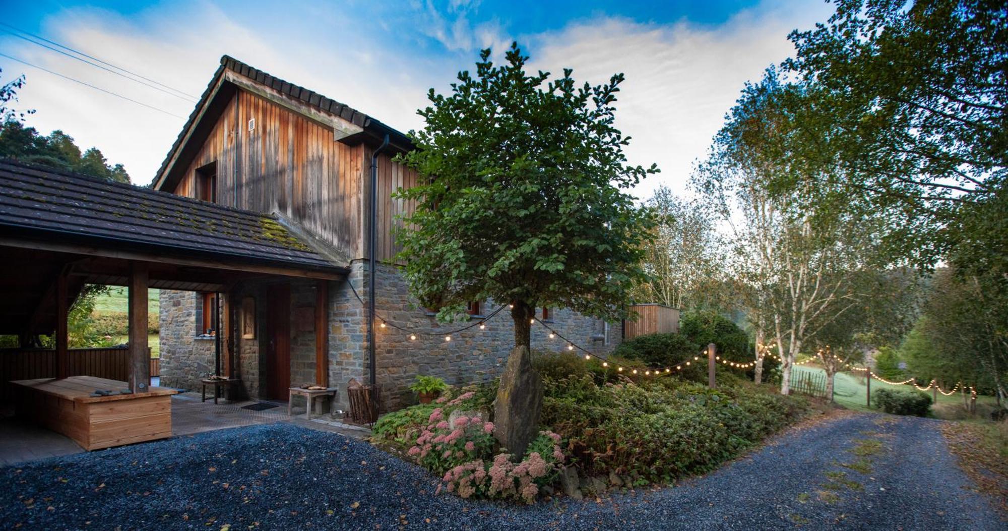 Les Avernas En Bas Romantic Getaway Lierneux Exterior photo